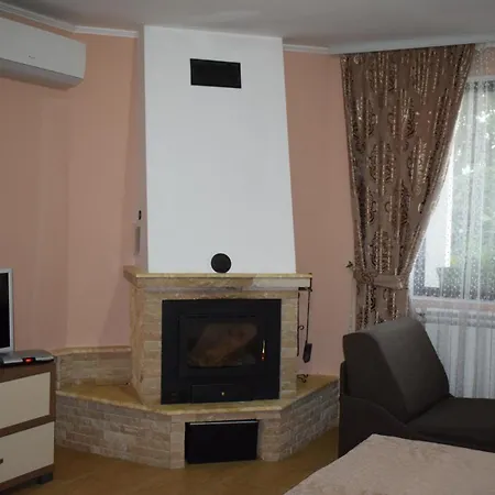 Луксозна вила две Кирково