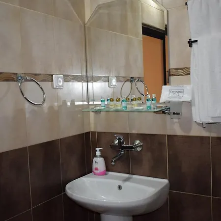 две * Кирково