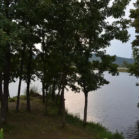 Луксозна вила две