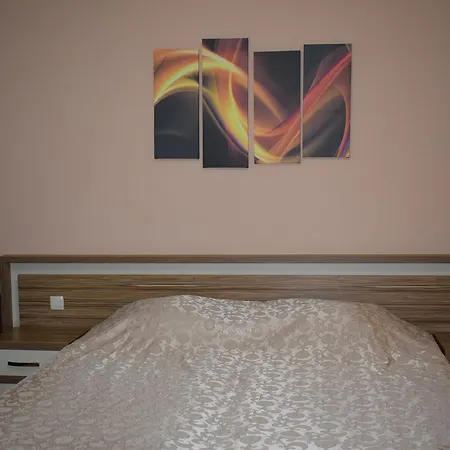 две * Кирково