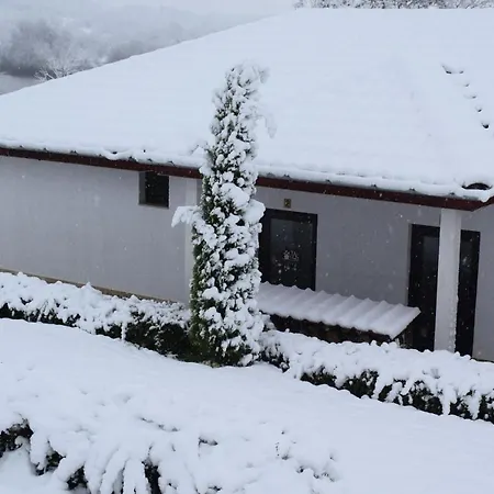 Луксозна вила две *