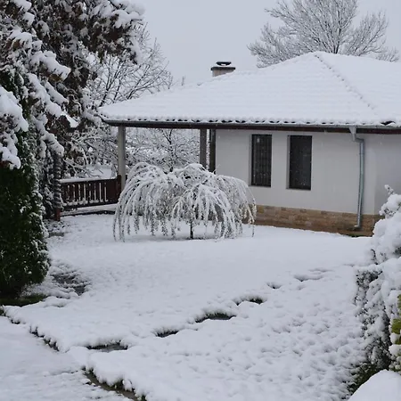 Two 别墅 基尔科沃