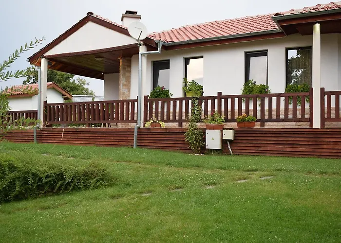 Two * Κίρκοβο