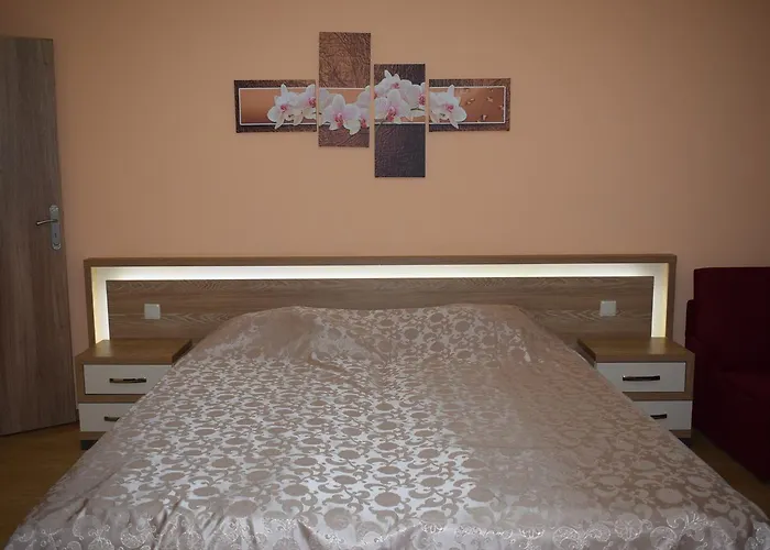 Two * Κίρκοβο