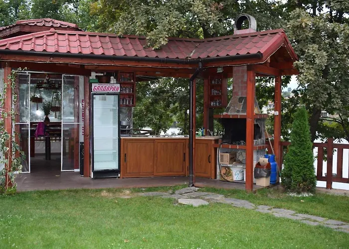 Two * Κίρκοβο